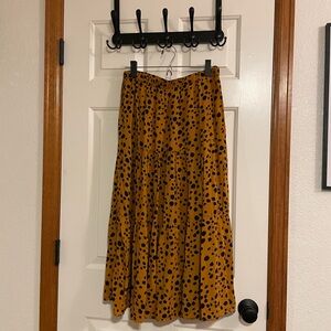 Boutique midi skirt